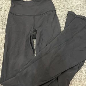 Lululemon size 2 groove pants